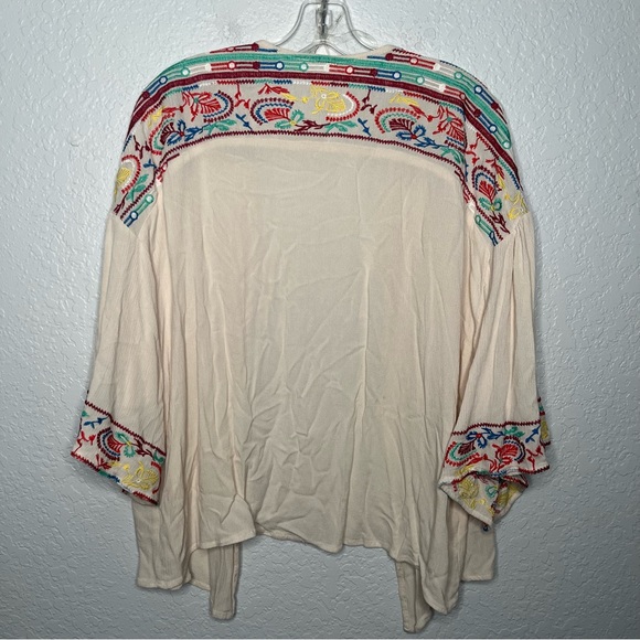 Umgee Embroidered Floral Kimono - Picture 6 of 8